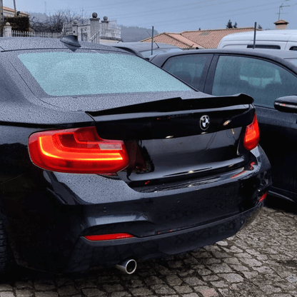 Spoiler Traseiro Estilo M4